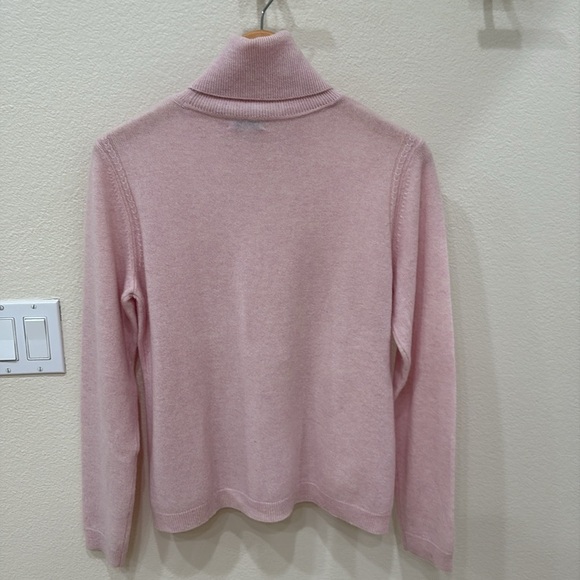 GORSUCH Pink 100% Cashmere Turtleneck Sweater—GORGEOUS!! Like New! Size XL - Picture 5 of 6